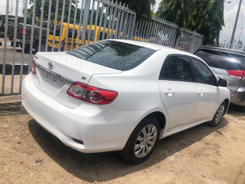 Thumbnail 5 of 2014 Toyota Camry LE
